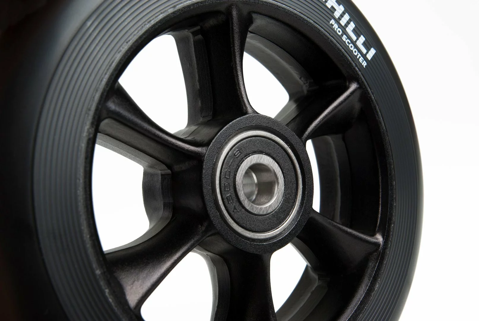 Chilli Pro Scooter Ersatzrolle Wheel Turbo 110mm Black PU / Black Core 2 Chilli Pro Scooter Ersatzrolle Wheel Turbo 110mm Black PU / Black Core – Bild 2