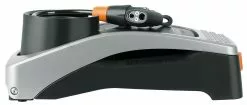 SKS Airstep - Tretpumpe -Fahrradzubehör Verkäufe 2023 SKS Airstep Tretpumpe 7Bar 100PSI Multivalve 11511 050 22035 4002556883829d